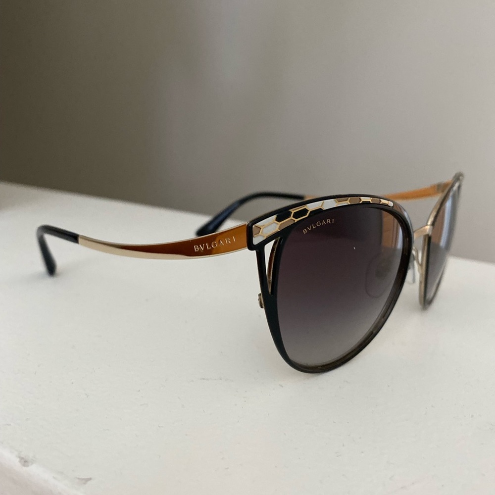 Bvlguari sunglasses